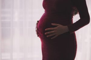 妊娠中に希望する脱毛はいつまで可能ですか？